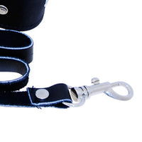 SportSheets Leather Leash And Collar - Kinky Betty's - 